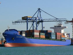 廣州市船誠內貿集裝箱海運代理公司 專業服務助力國內貿易物流